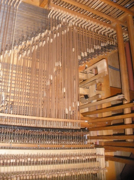 Mécanique de l'orgue de St Antoine à Loches